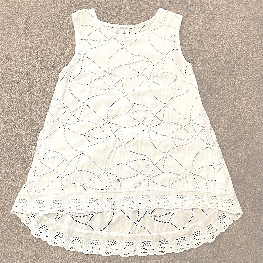 ♥️ CAbi Sleeveless cotton top